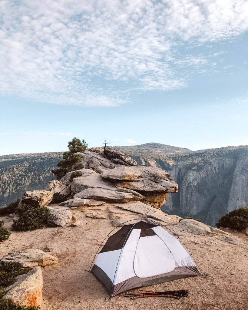 Yosemite Wild Camping - tent set up beneath rocks on Dewey Point