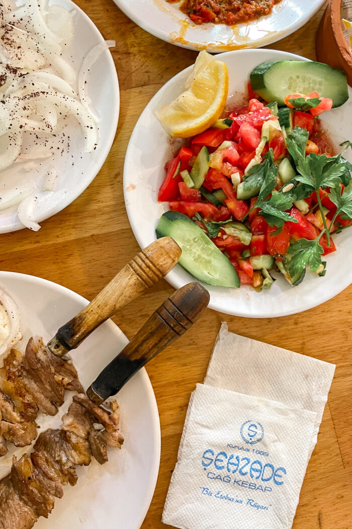 A FOODIE GUIDE: WHERE TO EAT IN ISTANBUL