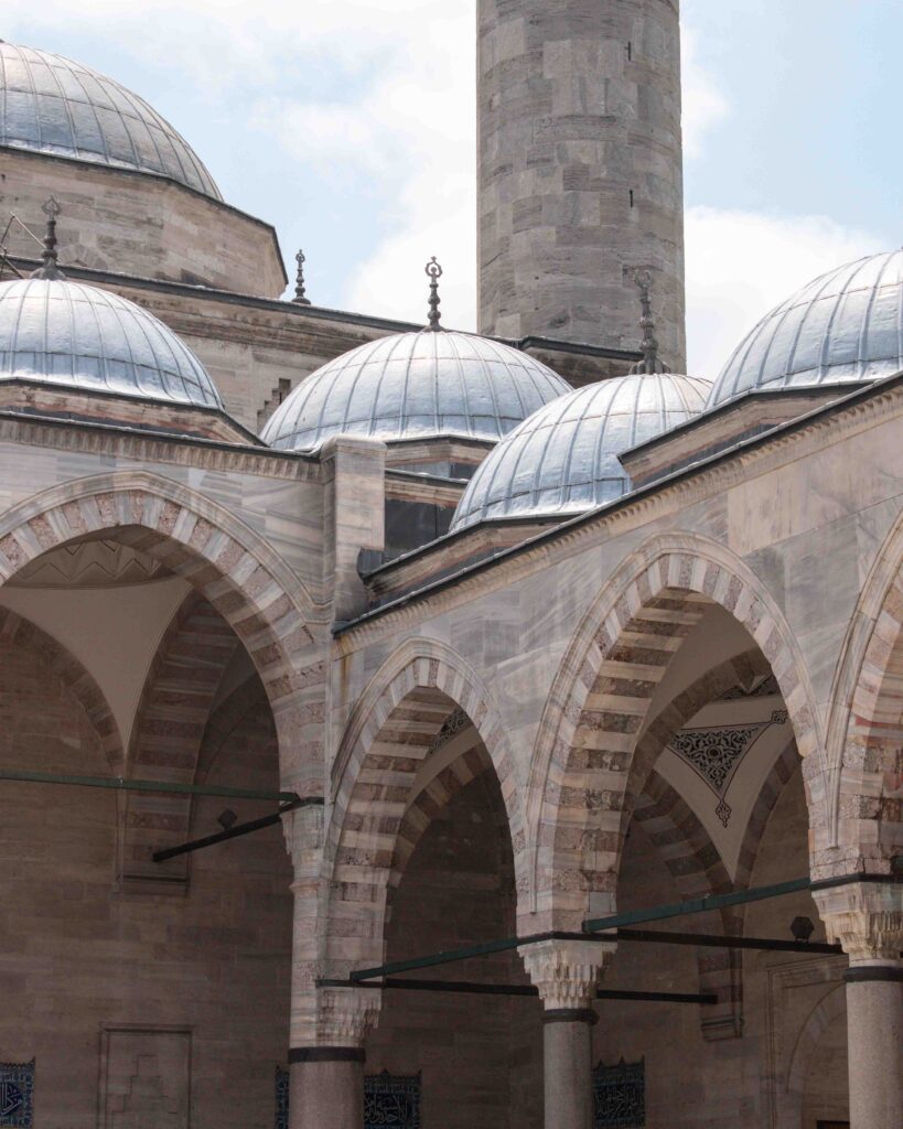 Outer archways and domes of Süleymaniye Mosque