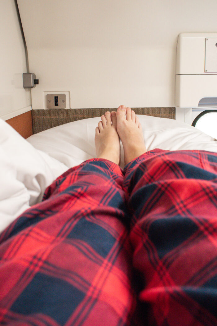 CALEDONIAN SLEEPER TRAIN: LONDON TO SCOTLAND